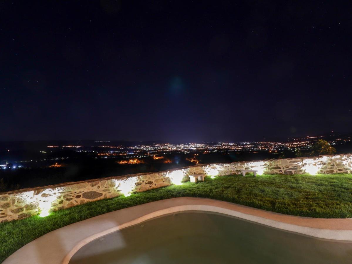 Appartamento Casa Da Mae - Izei Chaves Esterno foto